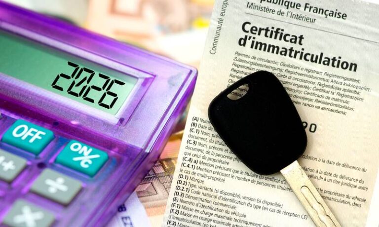 Dès le 1er mars 2026, le coût de l'immatriculation bondit dans plusieurs régions. Anticiper votre demande avant le 28 février peut vous faire économiser jusqu'à 80 € sur votre taxe régionale.